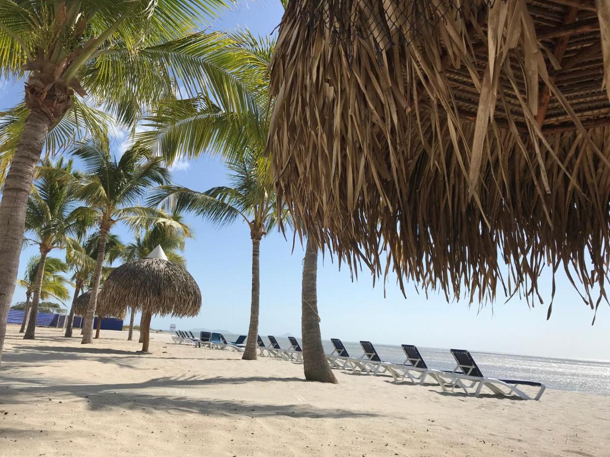 Aparthotel Playa Caracol Chame Esterno foto